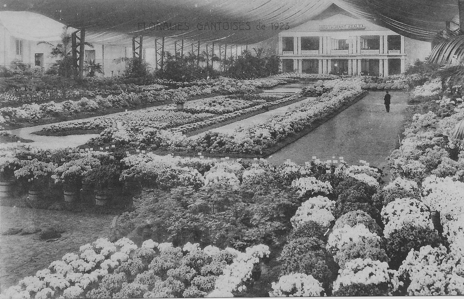 Zwart wit afbeelding van Floraliënhal tijdens editie van 1913
