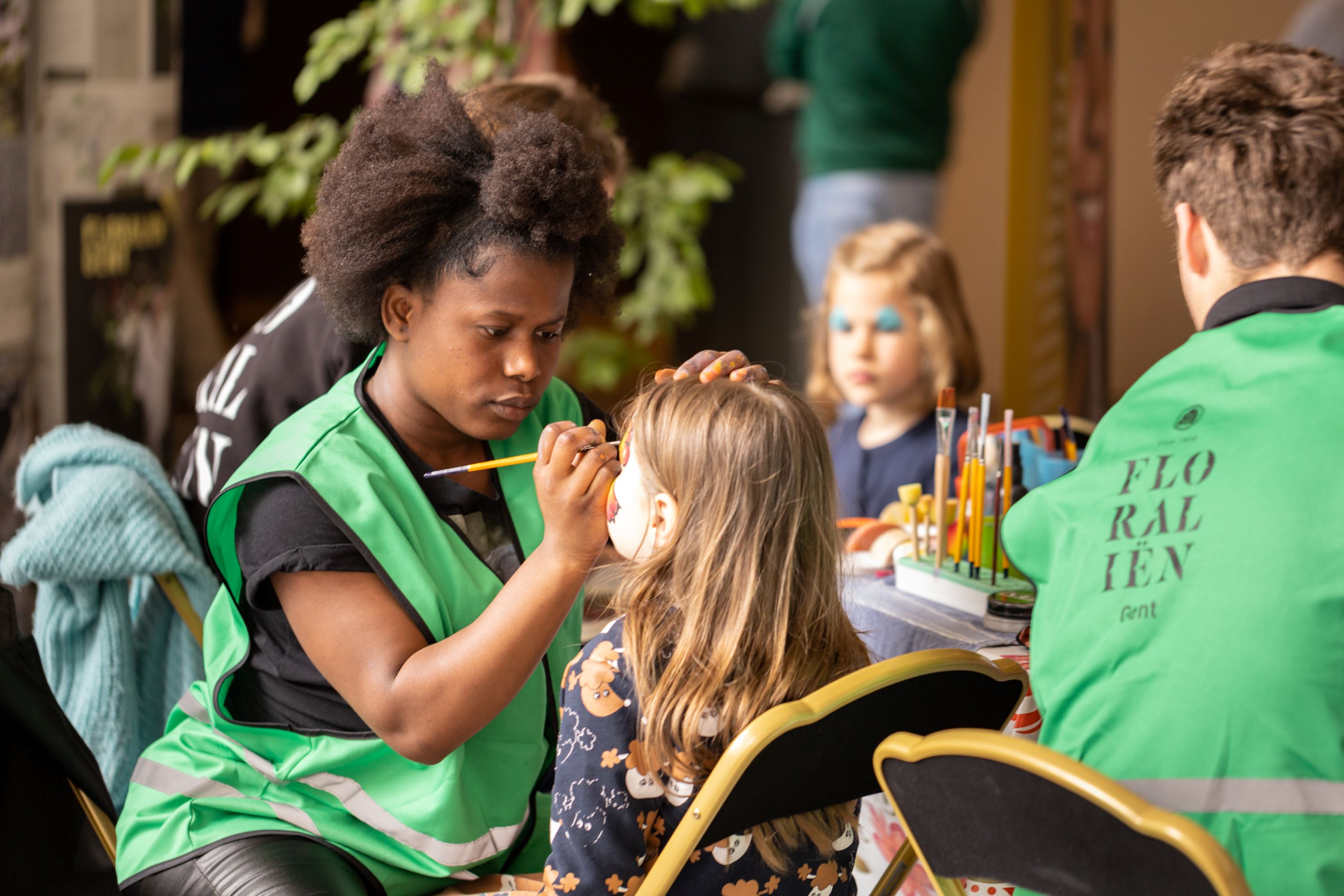 Schminkstand voor kinderen op Floraliën